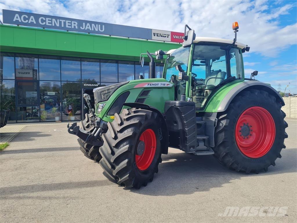 Fendt 718 Vario Трактори
