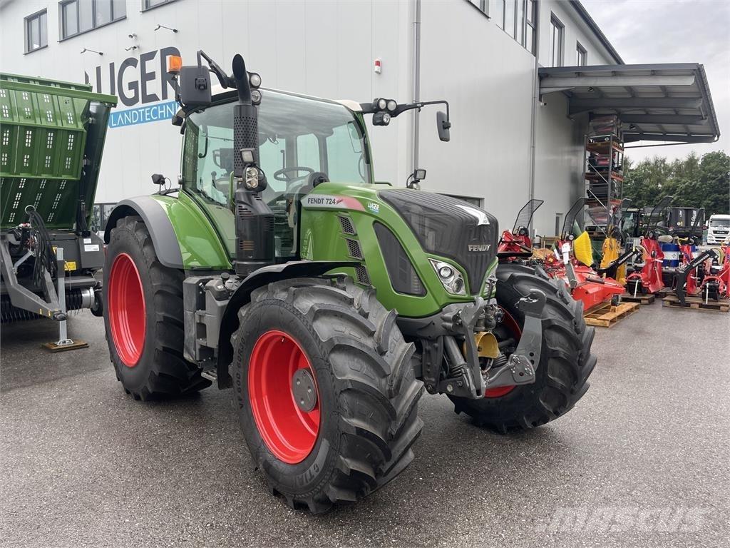 Fendt 724 Vario Трактори