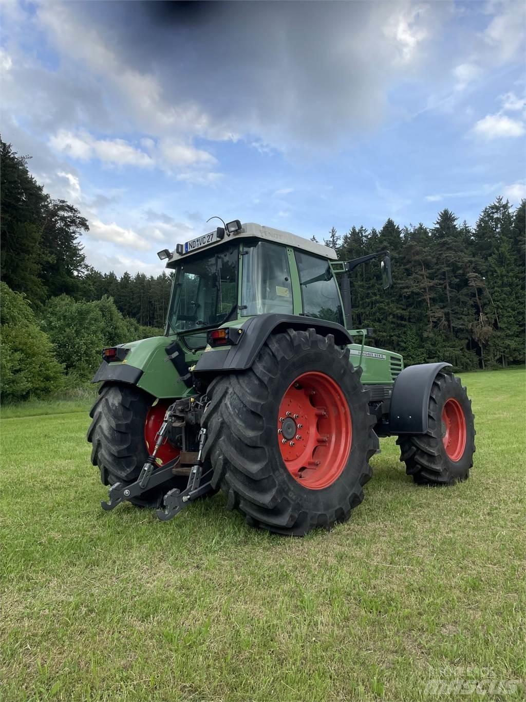 Fendt Favorit 514 C Трактори