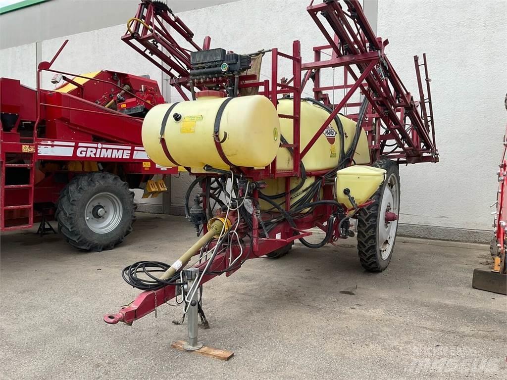 Hardi Commander Прикачни пръскачки
