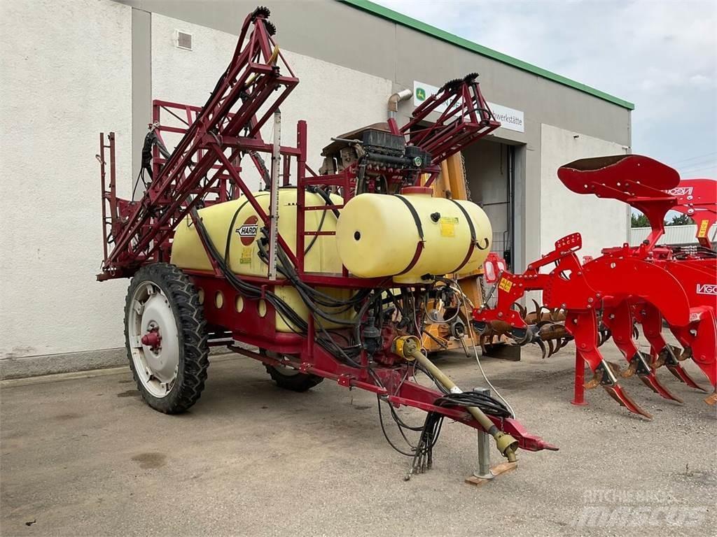 Hardi Commander Прикачни пръскачки
