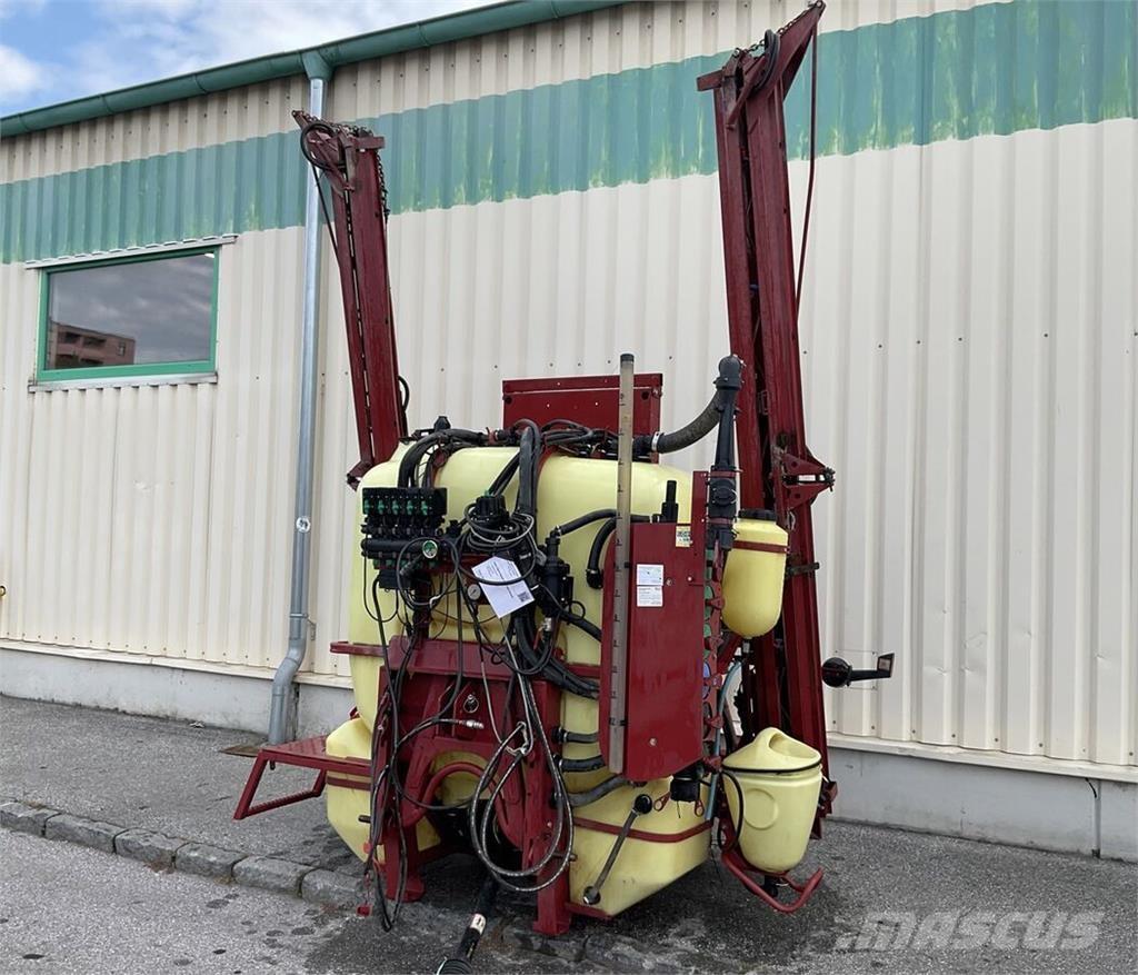 Hardi Master 1200 Прикачни пръскачки
