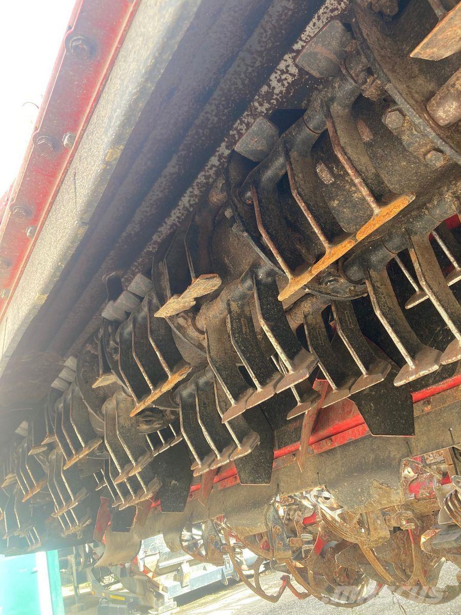 Holmer T4-30 Комбайни за корени