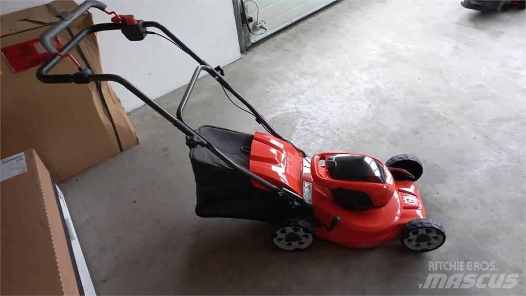 Husqvarna LC 137i Тракторни косачки