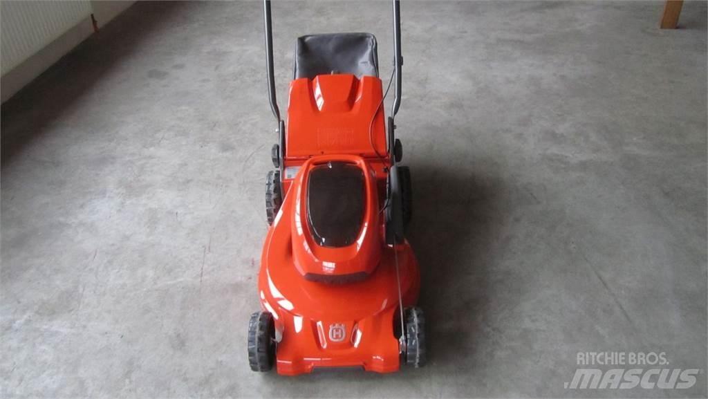 Husqvarna LC 347iVX Тракторни косачки