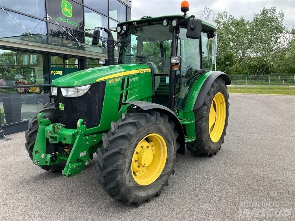 John Deere 5085M Трактори