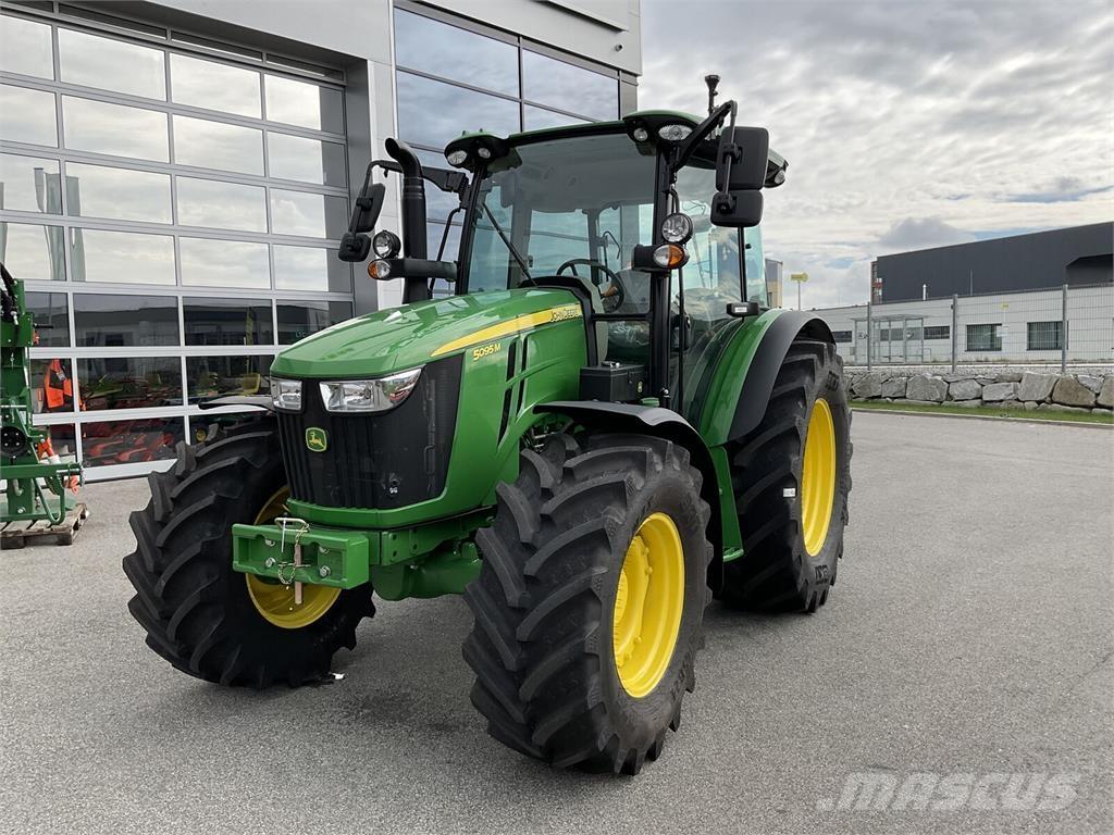 John Deere 5095M Трактори