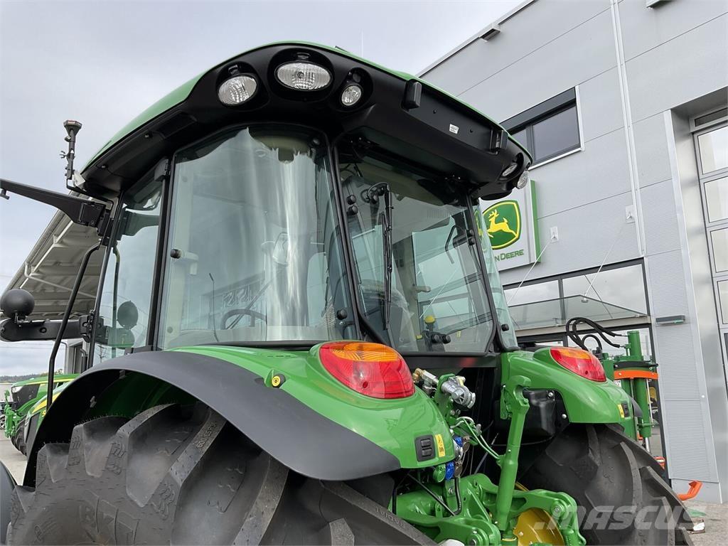 John Deere 5095M Трактори