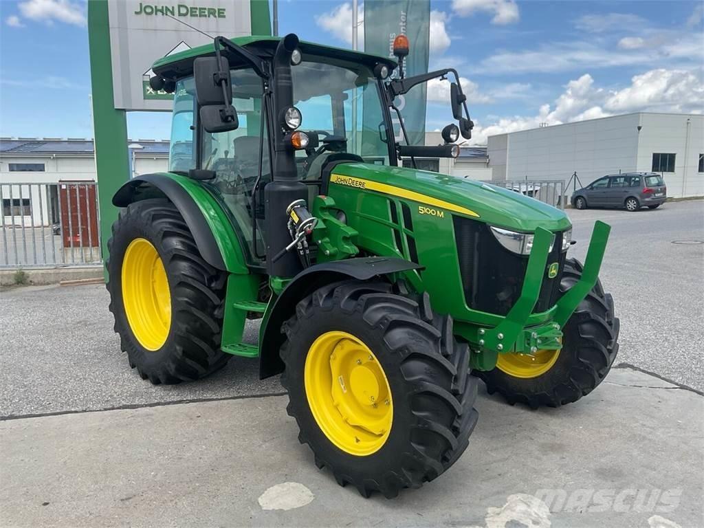 John Deere 5100M Трактори