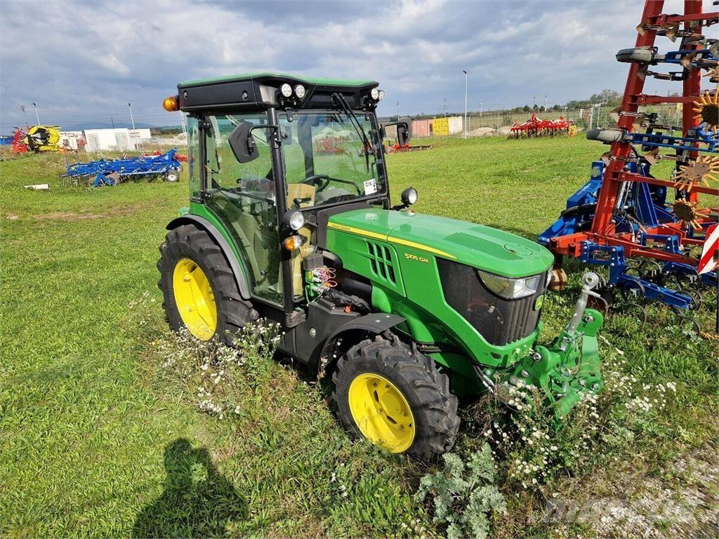 John Deere 5105GN Трактори
