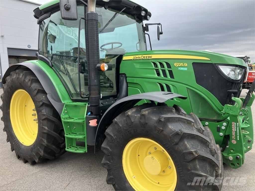 John Deere 6125R Трактори