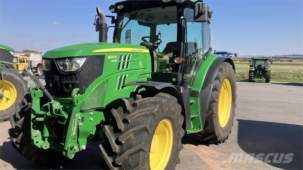 John Deere 6125R Трактори