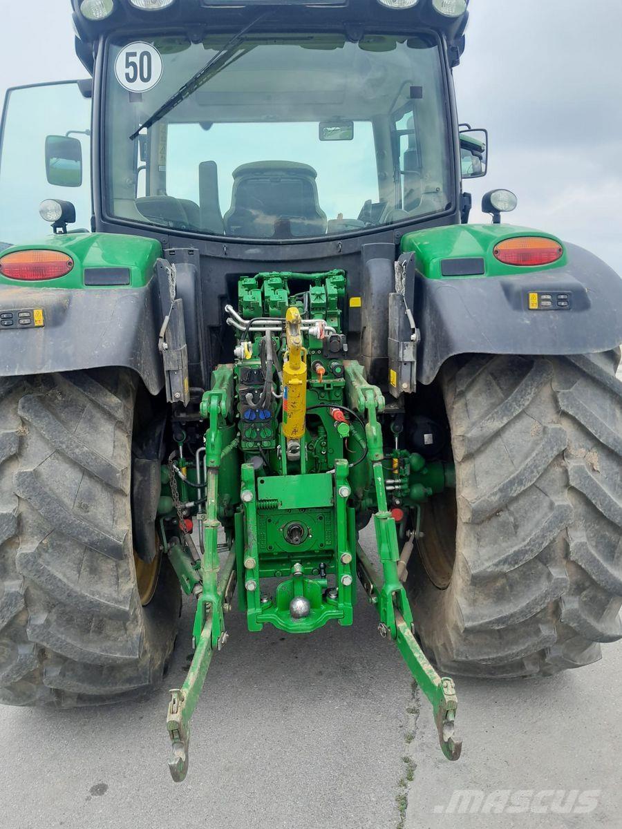 John Deere 6130R Трактори