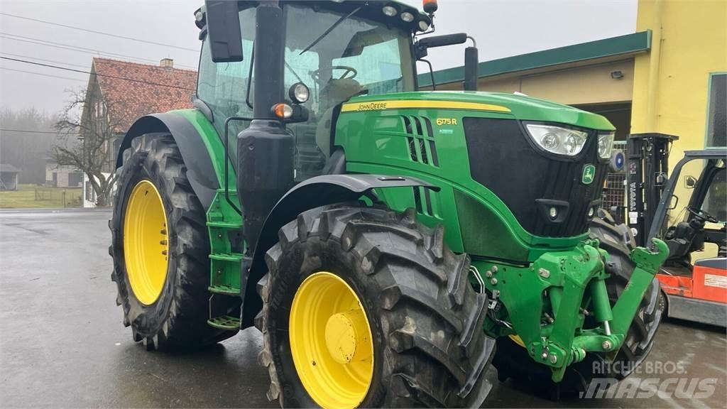 John Deere 6175R Трактори