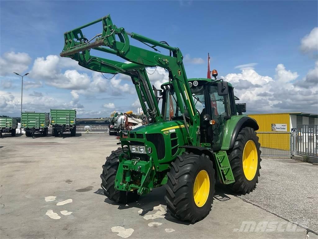 John Deere 6230 Трактори