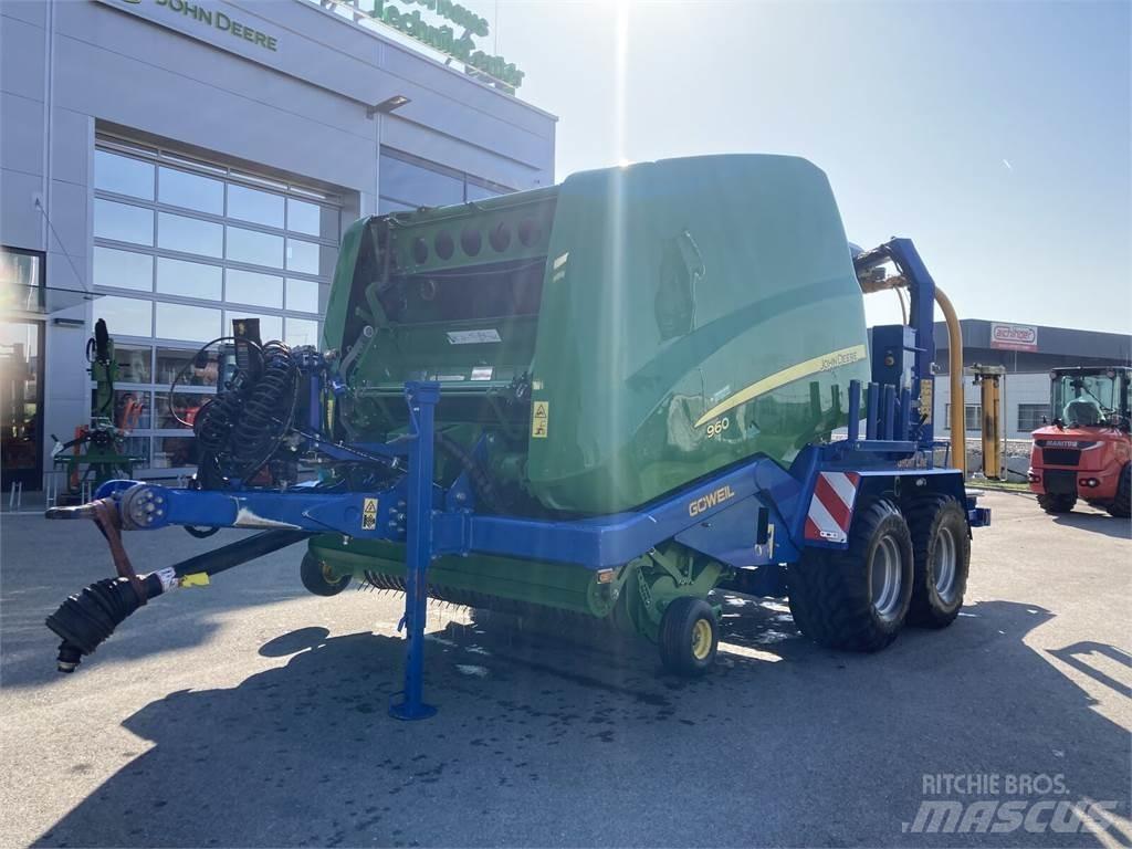John Deere 960 Друга техника за жънене на фураж