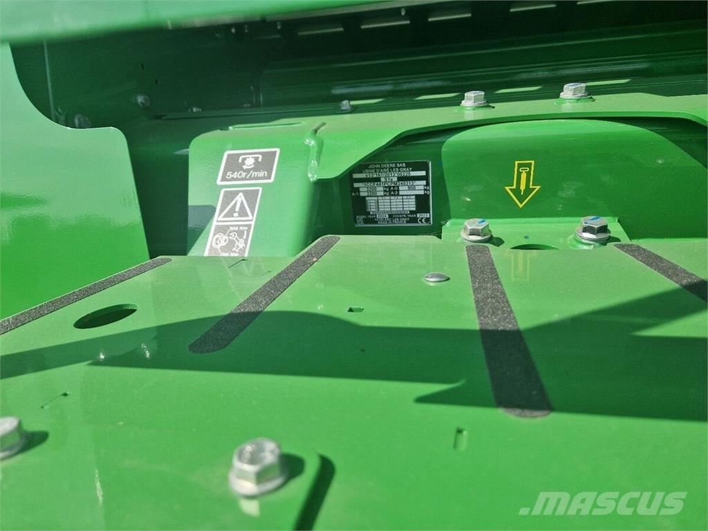 John Deere F441M Сламопреси за кръгли бали
