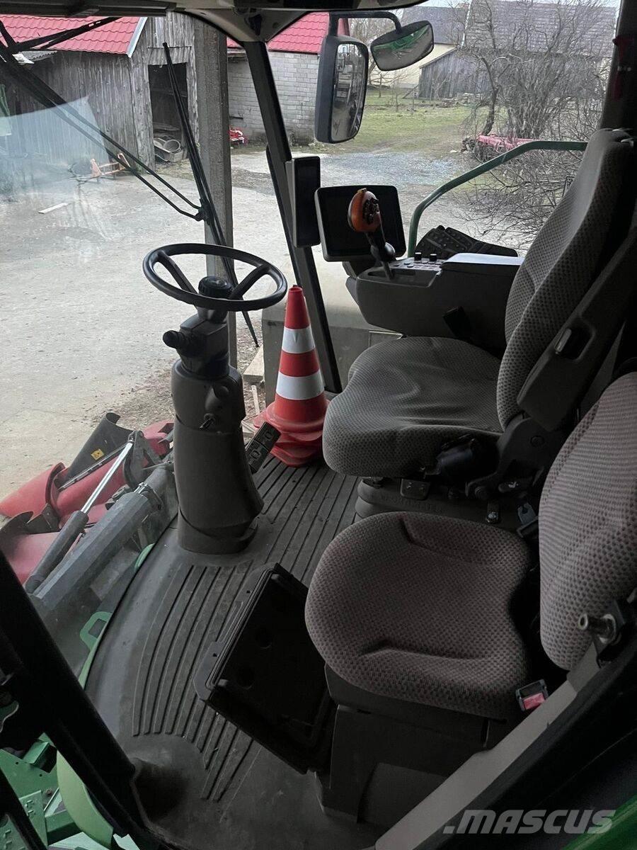 John Deere S670i Комбайни