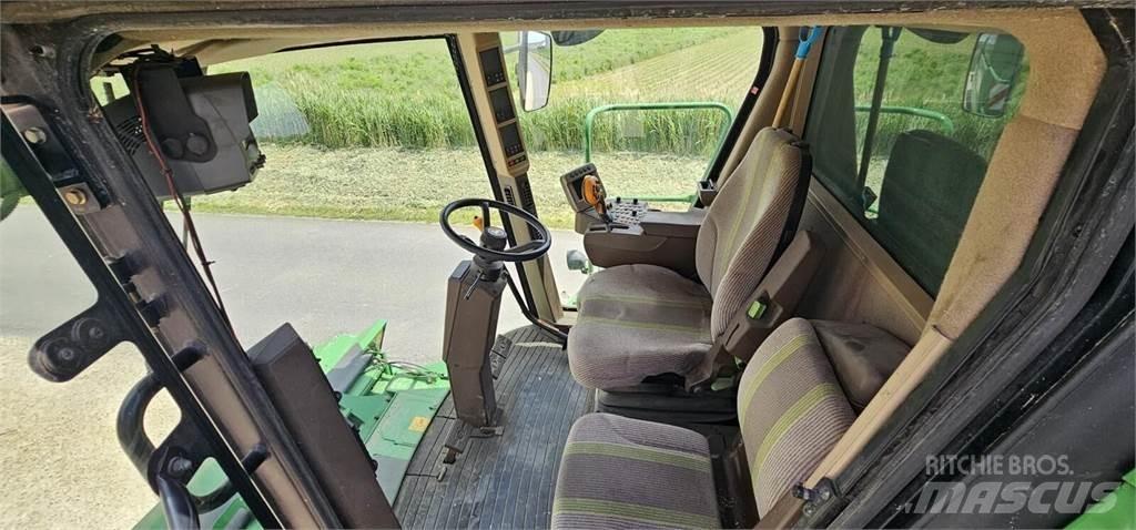 John Deere T550 Комбайни