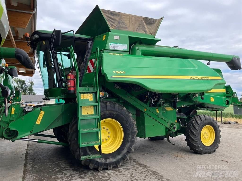 John Deere T560HM Комбайни
