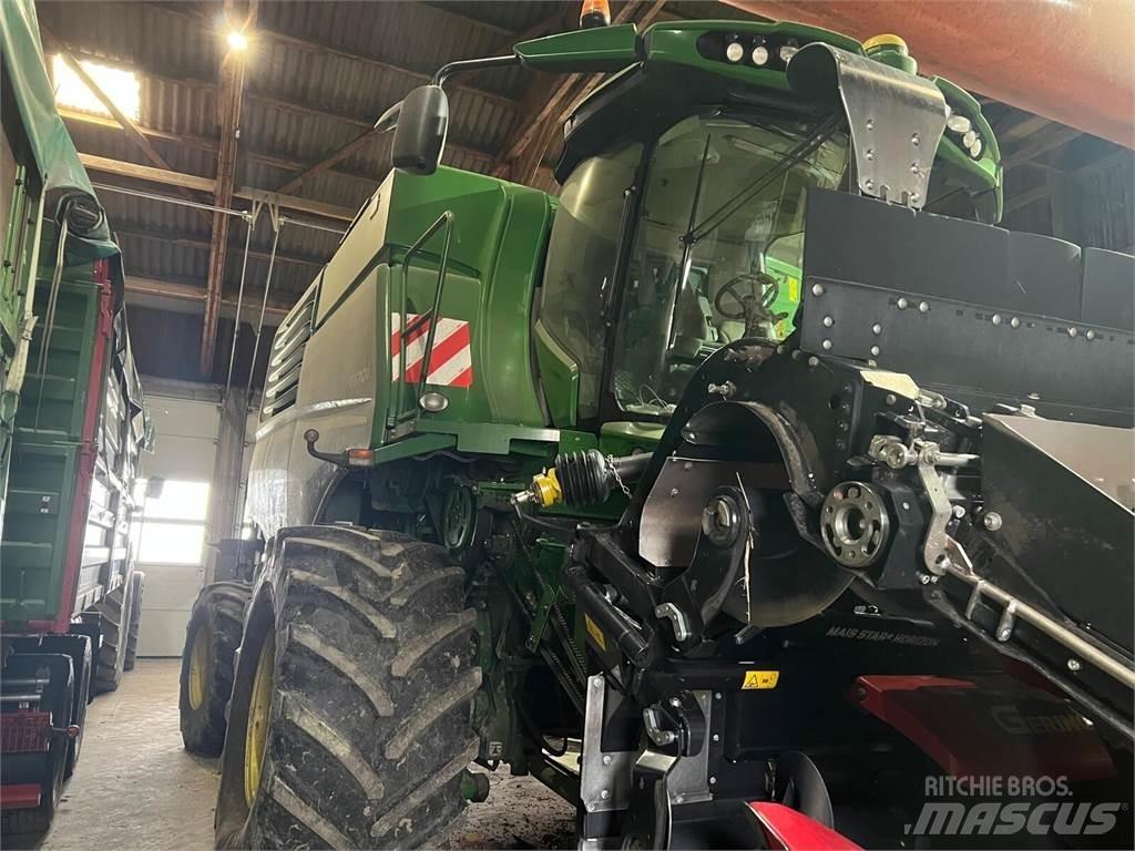 John Deere T670 Комбайни