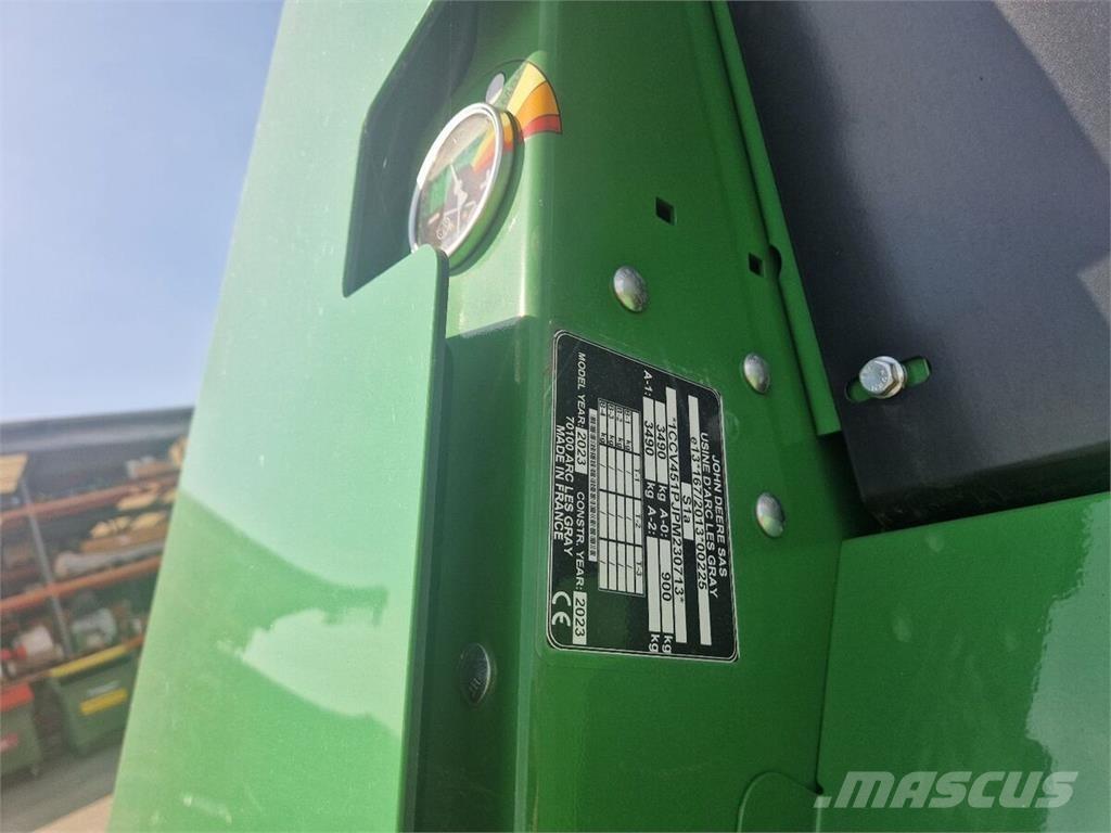 John Deere V451M Сламопреси за кръгли бали
