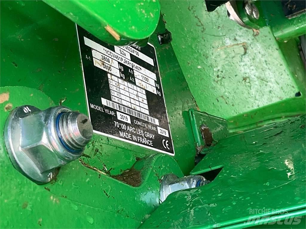 John Deere V451R Сламопреси за кръгли бали

