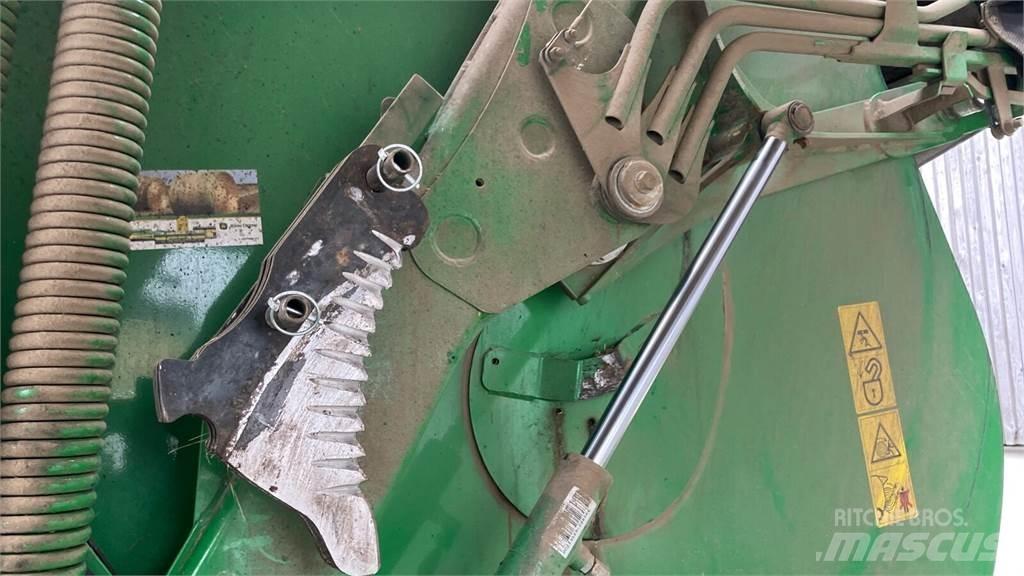 John Deere V461R Сламопреси за кръгли бали
