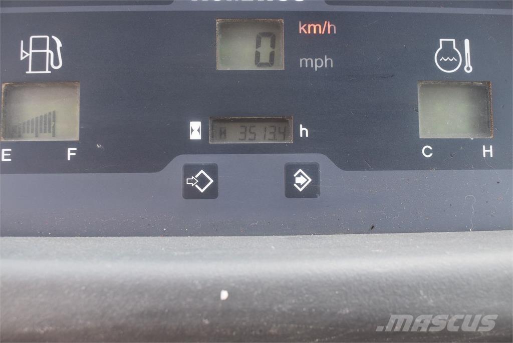 Komatsu WA70-7 Колесни товарачи