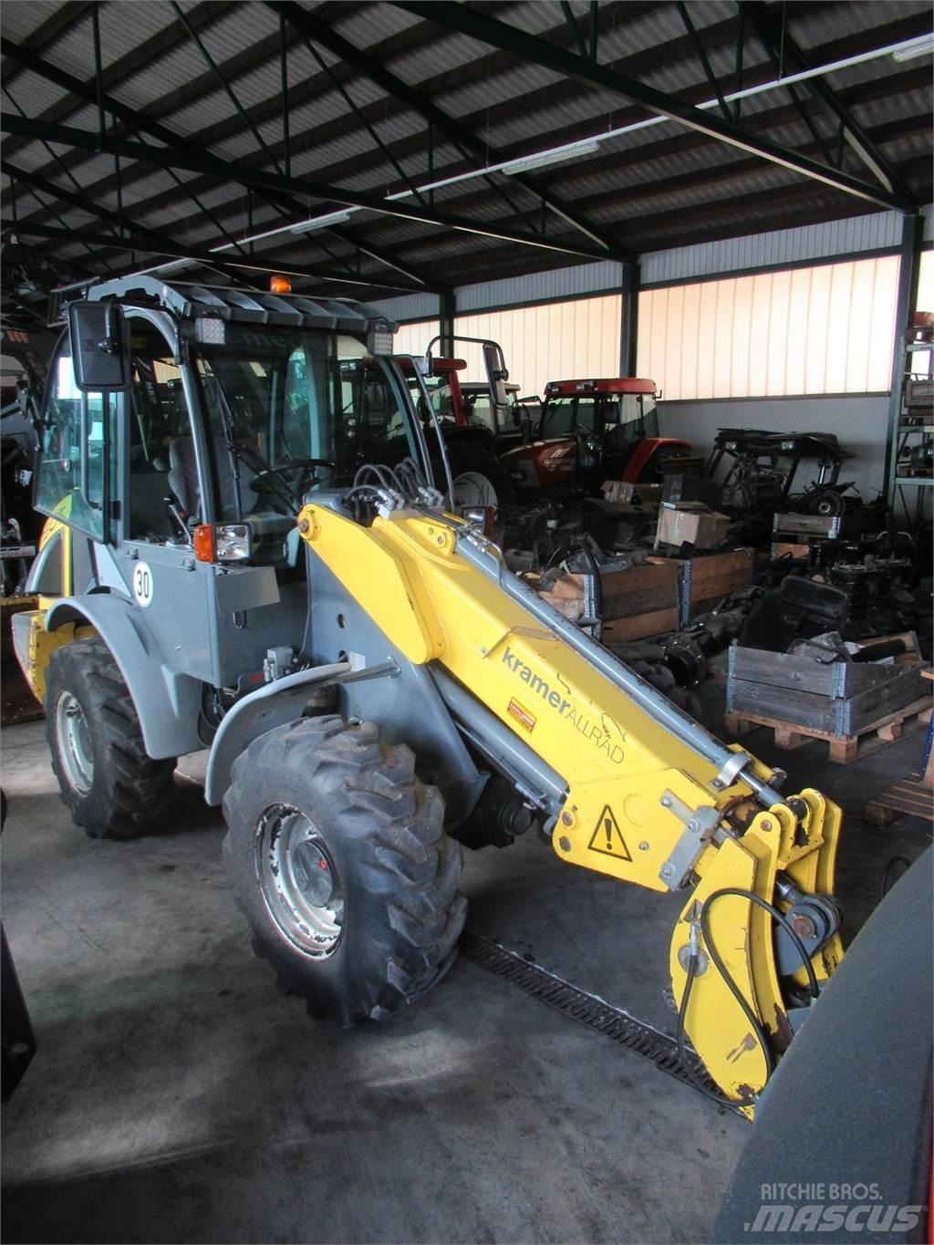 Kramer 750T Челни товарачи и багери