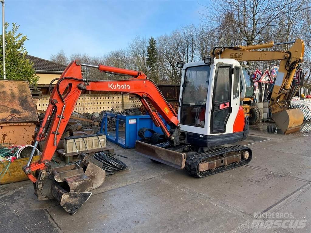 Kubota KX71-3 Мини екскаватори < 7 т