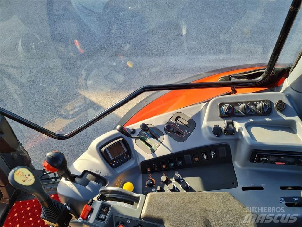 Kubota M115GX IV Трактори