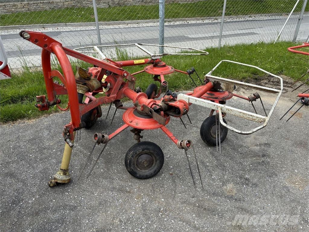 Kuhn GF 440 P Гребла и сенообръщачки