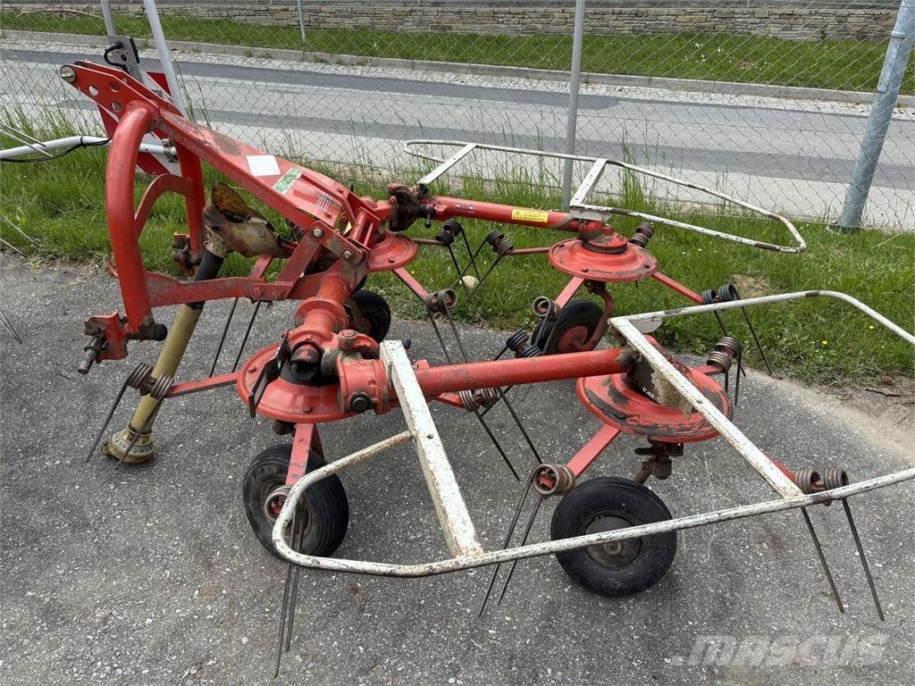 Kuhn GF 440 P Гребла и сенообръщачки