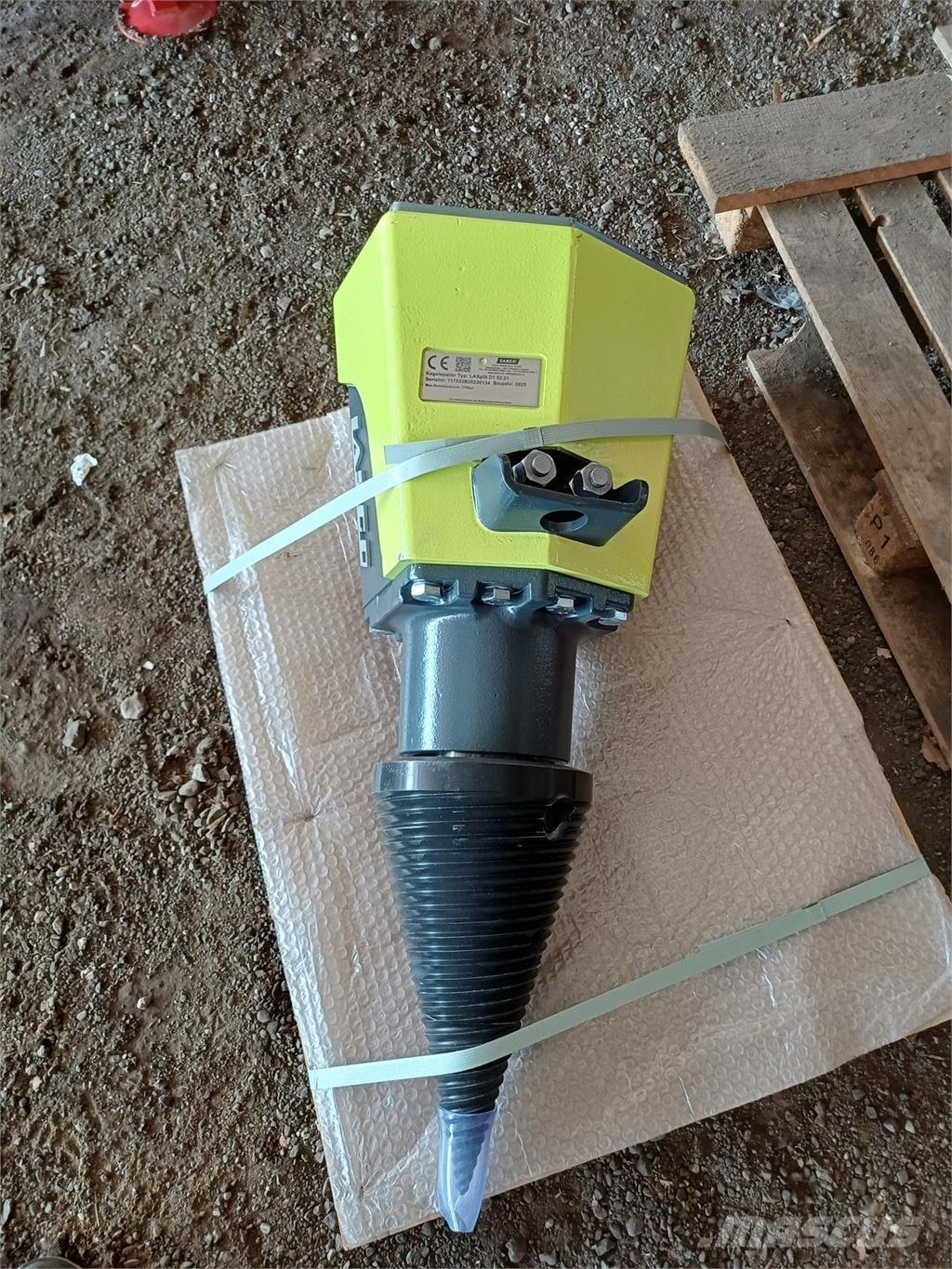 Lasco D152 Машини за цепене и рязане на дърва