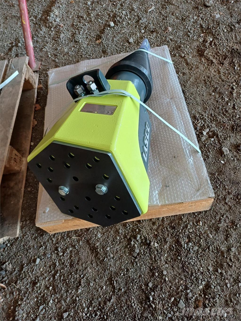 Lasco D152 Машини за цепене и рязане на дърва