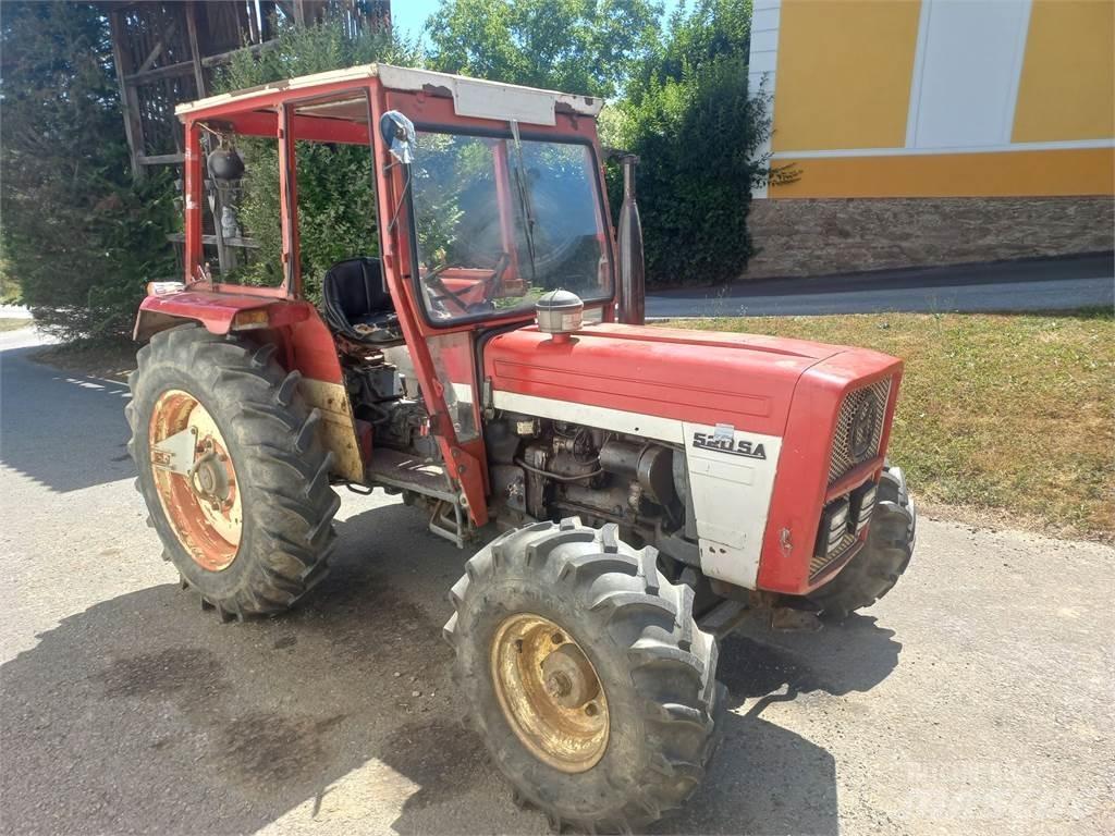 Lindner 520 SA Трактори