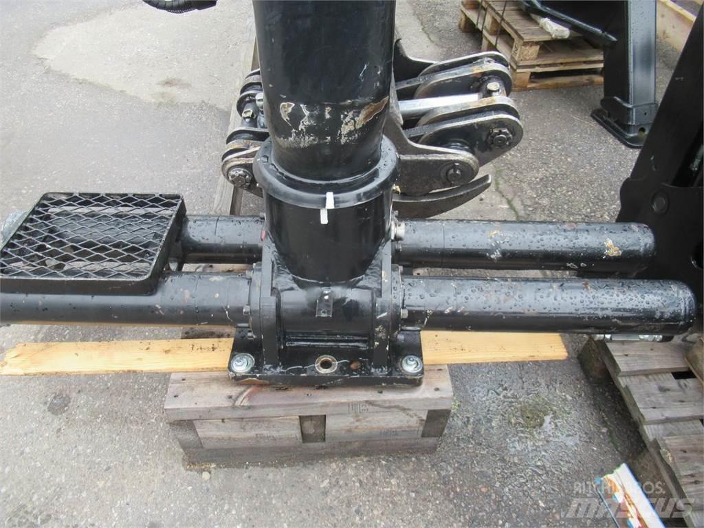  LIV L8.90 HDT Каранове и товарачи