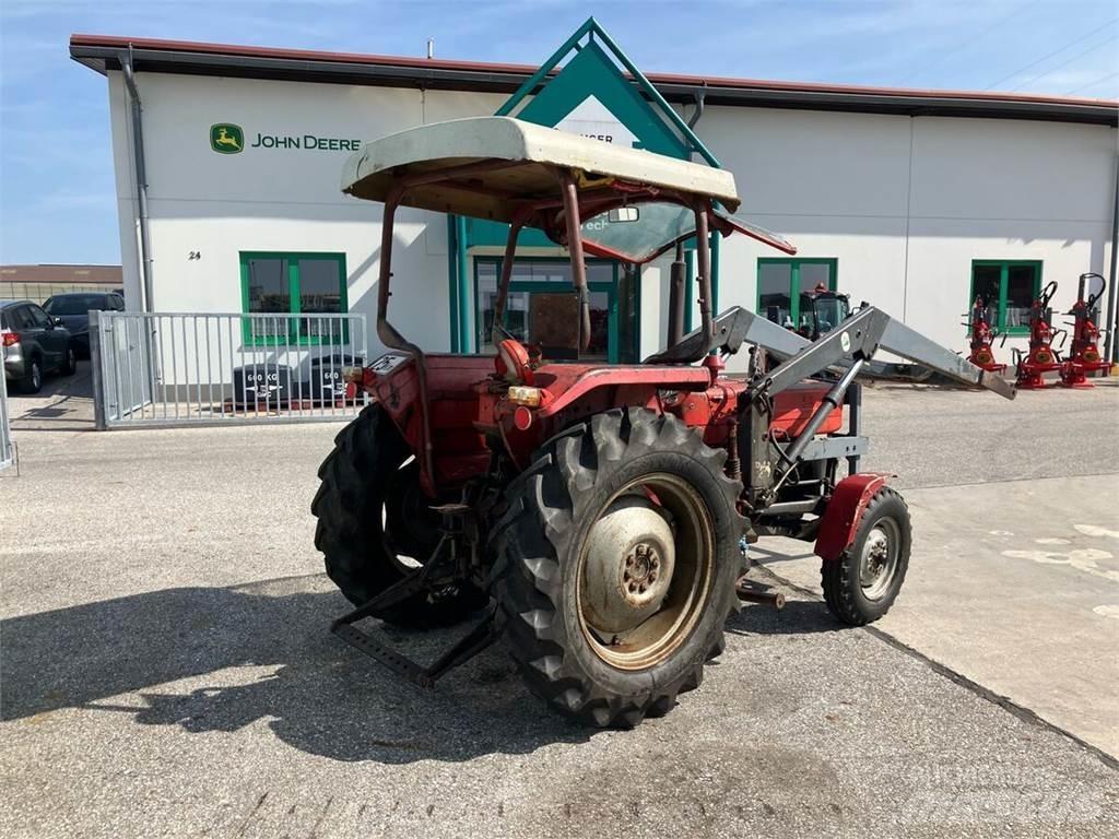 Massey Ferguson 135 Трактори