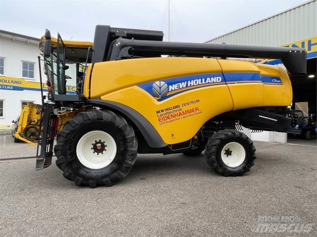 New Holland CX6080 Комбайни