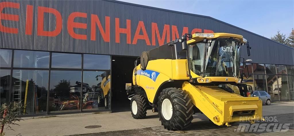 New Holland CX8040 Комбайни