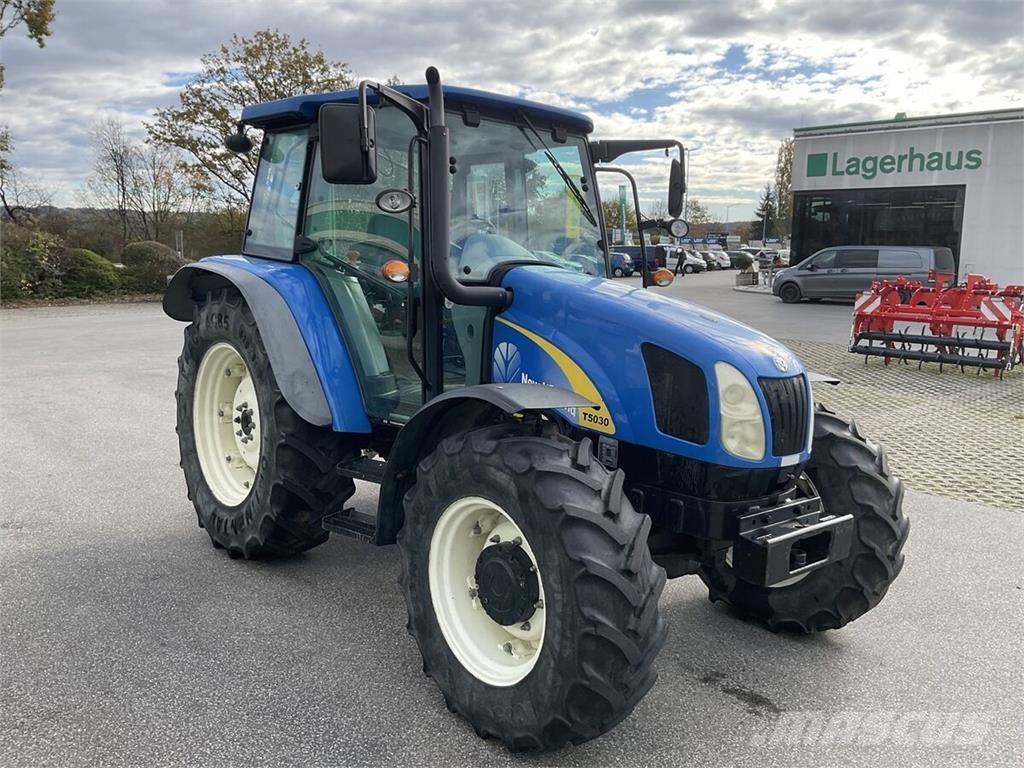 New Holland T 5030 Трактори