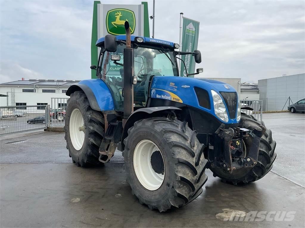 New Holland T7050 Трактори
