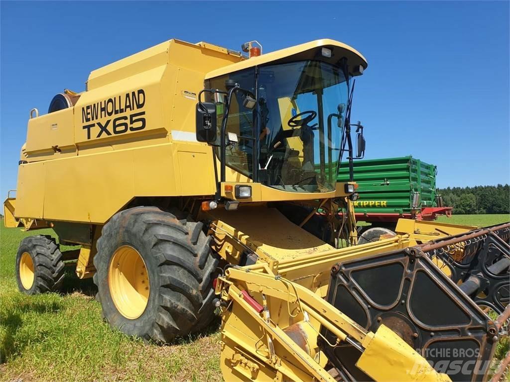 New Holland TX 65 Комбайни