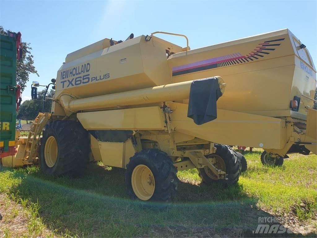 New Holland TX 65 Комбайни