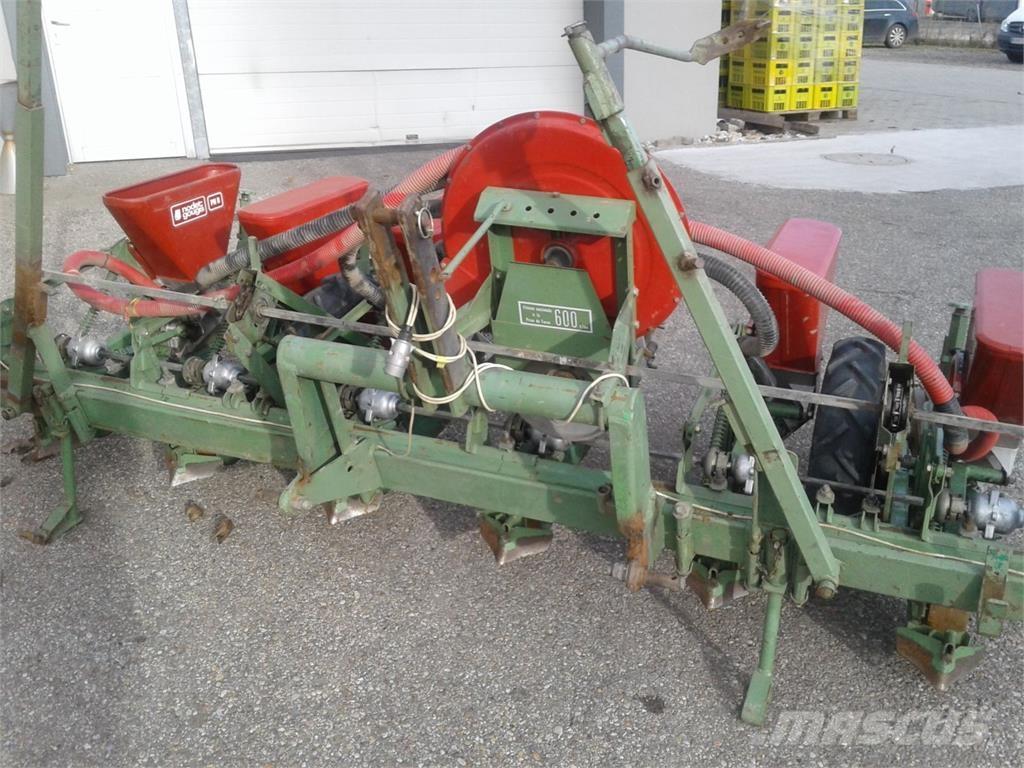 Nodet 6 Reihig Сеялки