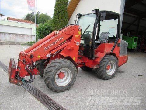 Schäffer 450T Челни товарачи и багери