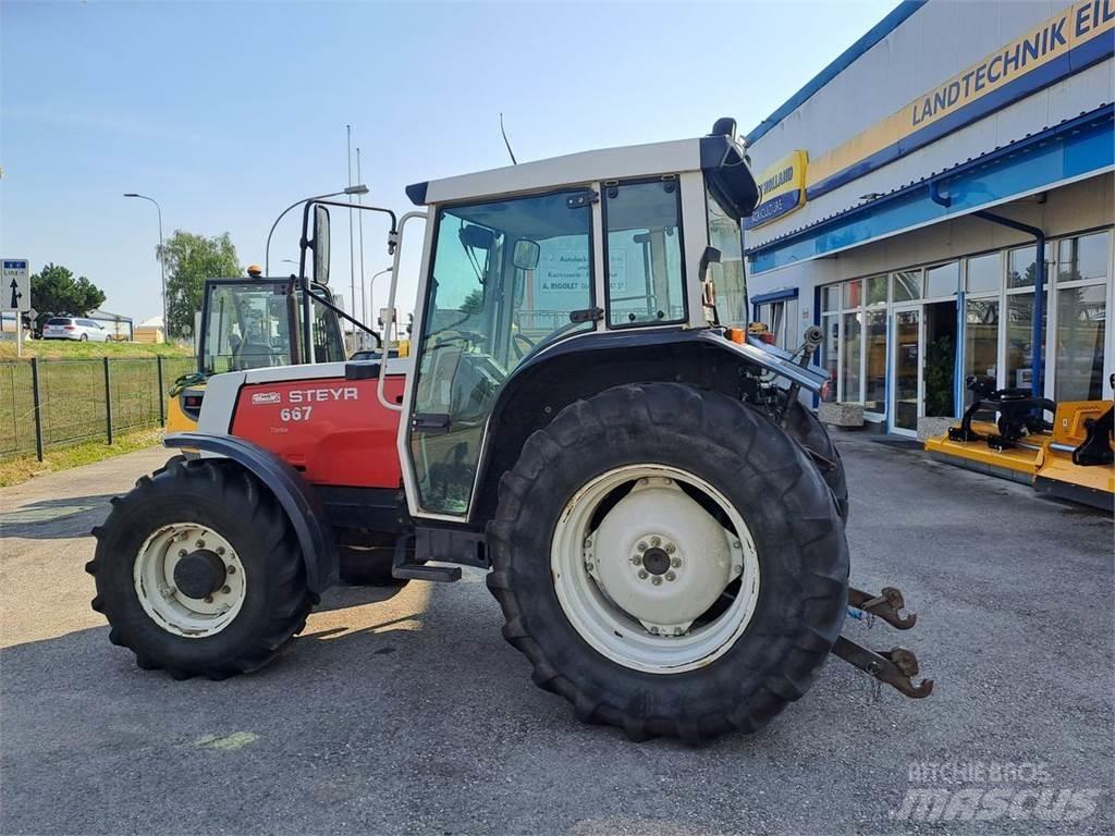 Steyr 667 Трактори