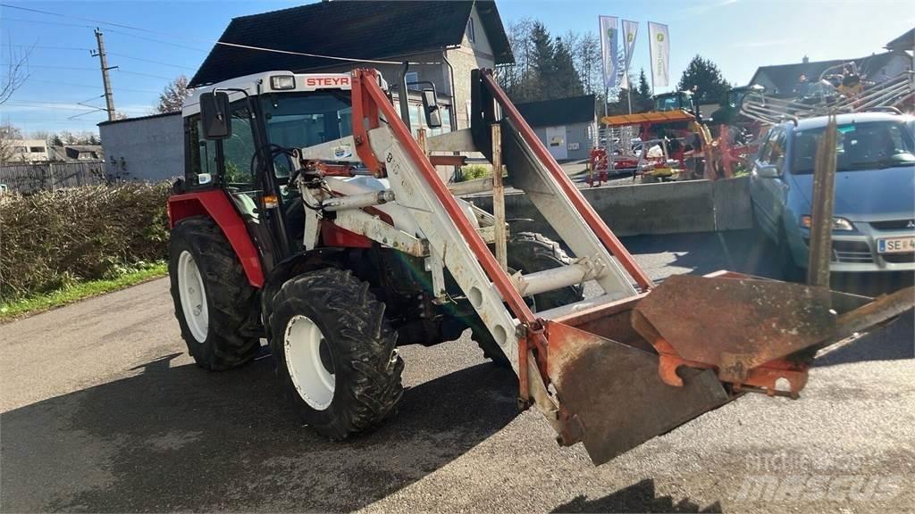 Steyr 958 Трактори