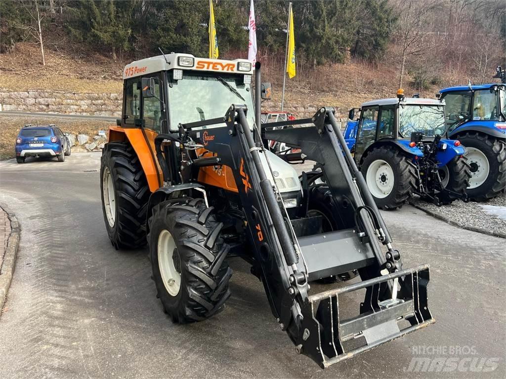 Steyr 975A Трактори